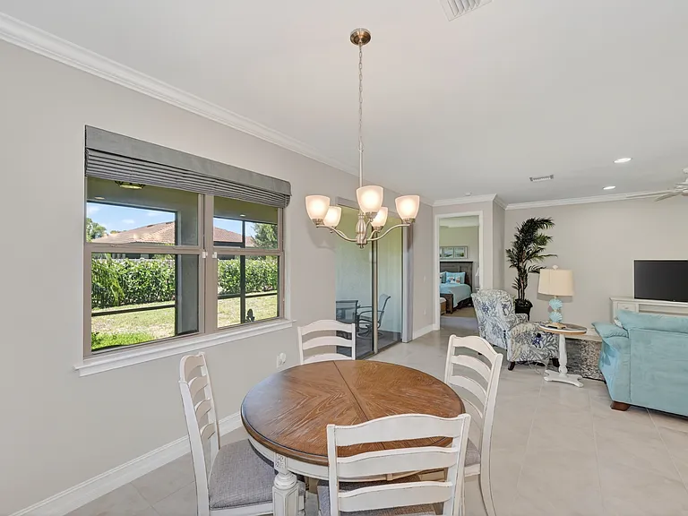 156 Ventosa Pl — Photo 7