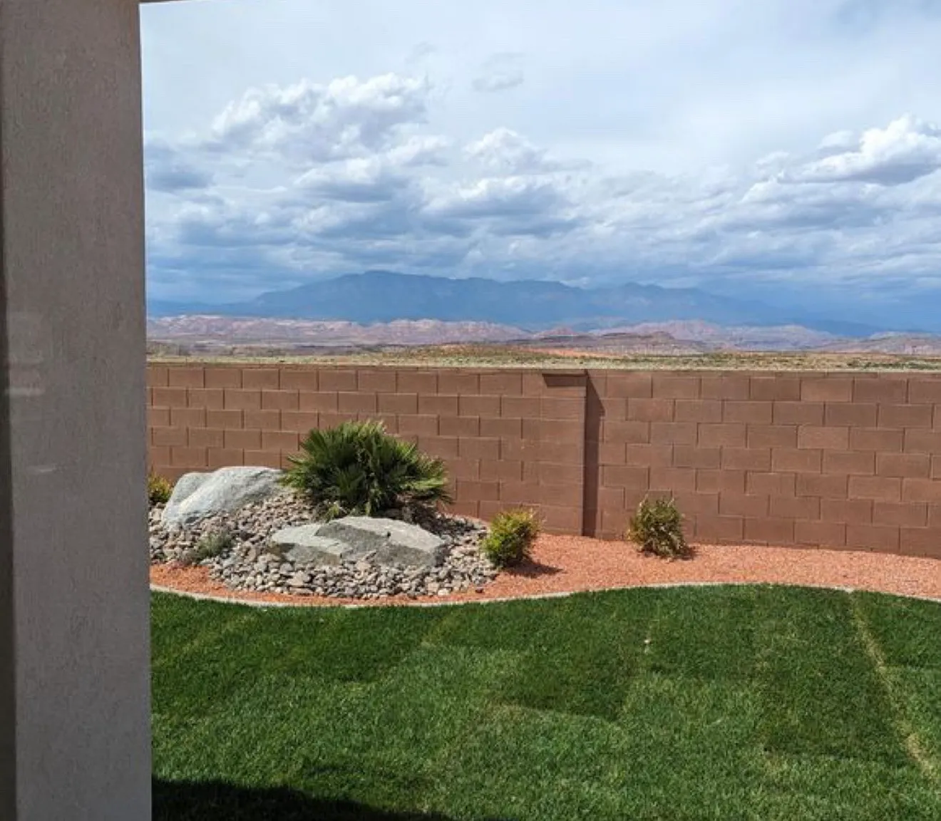 4 bed, 1877 sqft, $2,700 — Photo 3