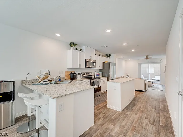 5641 Fathom Blue St — Photo 7