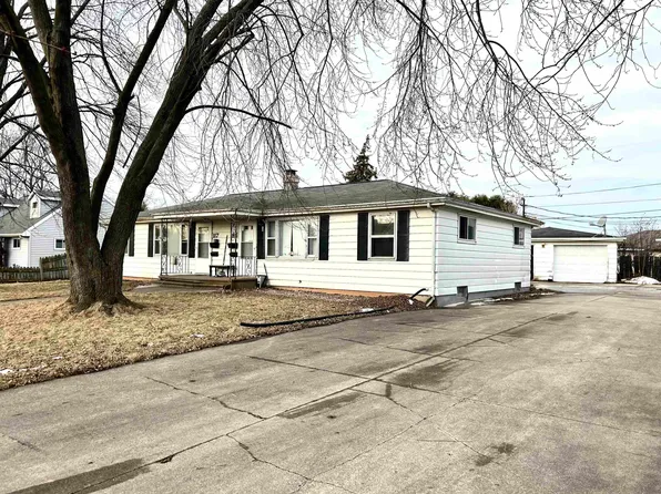 115 Wright Ave, Neenah, WI 54956