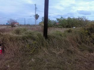 229 Palmetto Point Rd, Rockport, TX 78382