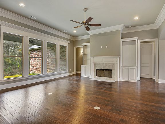 4th image of 12409 Legacy Hills Dr
