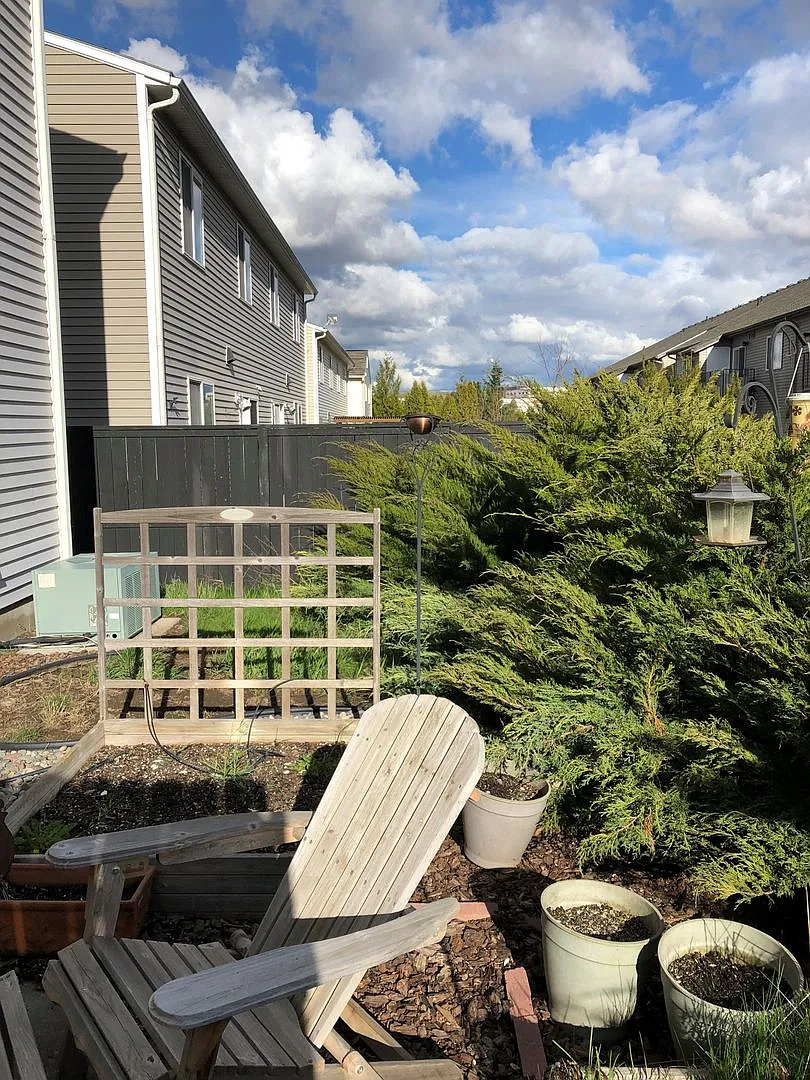 3 Bed/3 Bath Townhome on Military Hill! — Photo 2