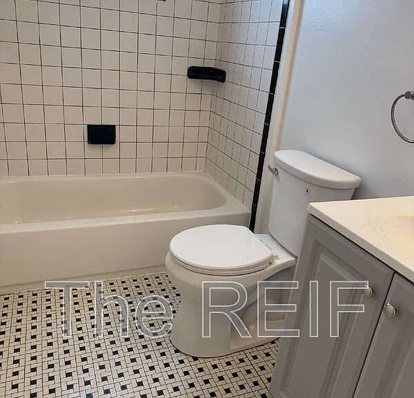 20429 Monte Vista St — Photo 4