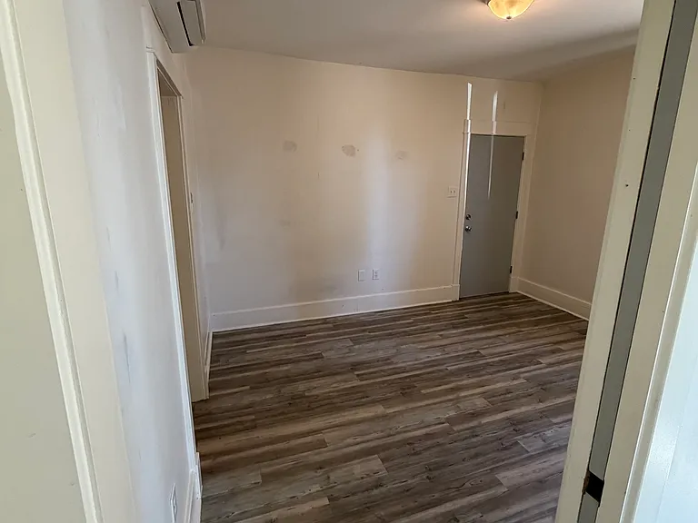 1101 Kavanaugh Blvd #B — Photo 6