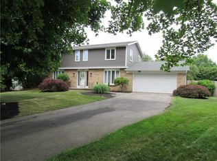 24 Mont Morency Cir, Rochester, NY 14612
