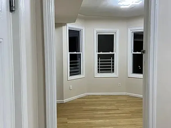 113 N 16th St #B, East Orange, NJ 07017