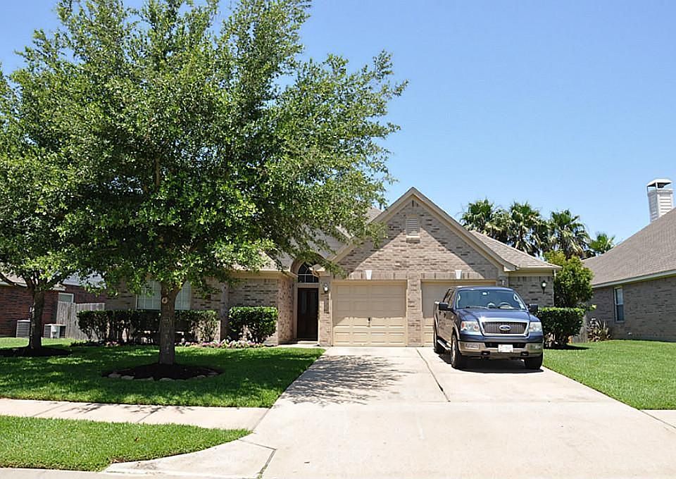1st image of 15427 Fairfield Falls Way
