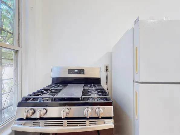 382-384 Crown St, New Haven, CT