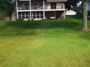 3597 Causeway Dr NE, Lowell, MI 49331