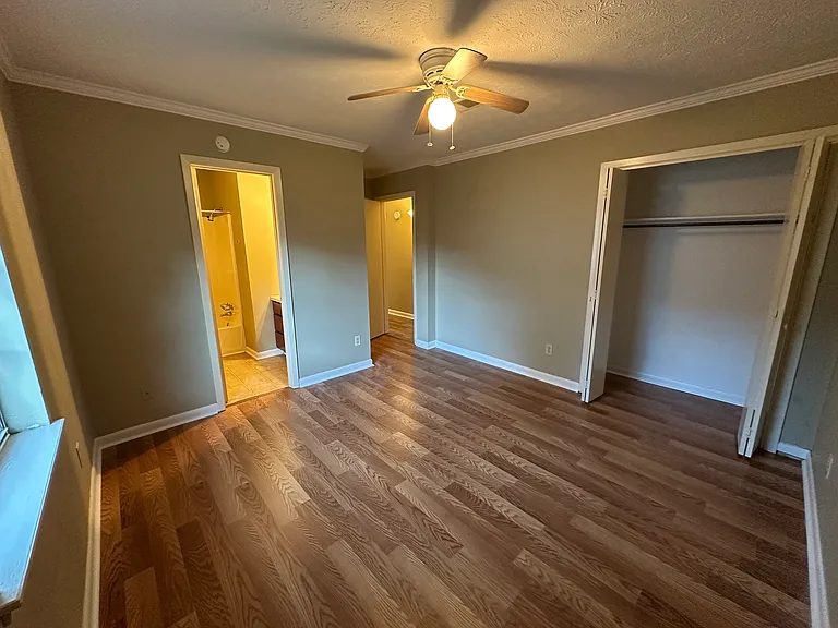 1120 E Lee Blvd #Q167 — Photo 12