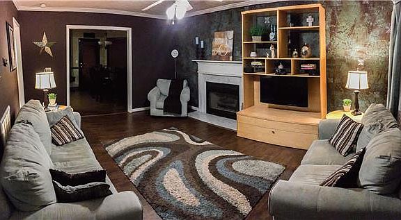 2nd image of 1934 Stoney Meadow Dr