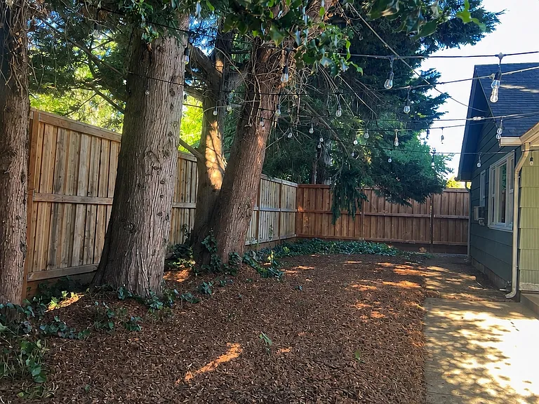 Rio Glen Dr — Photo 12
