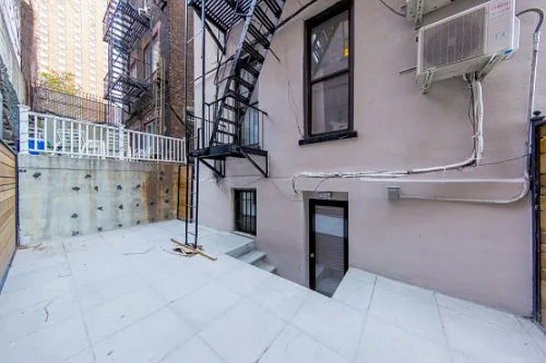 Rented by Judith Lustgarten, LREB | media 3