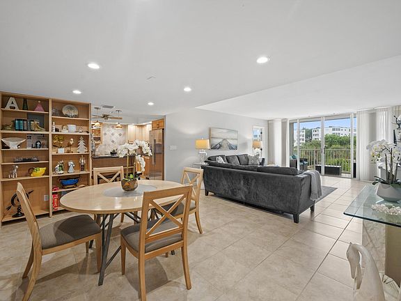 2nd image of 2860 S OCEAN Boulevard #316