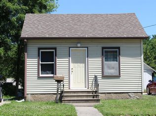 402 W 2nd St S, Newton, IA 50208