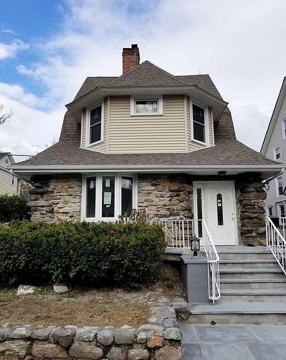 1st image of 3 Dudley Pl