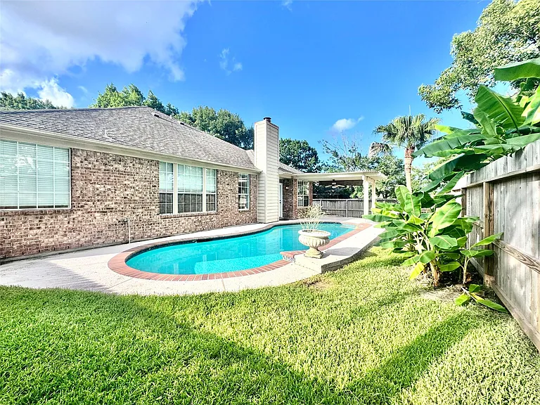 2123 Hollow Reef Cir — Photo 29