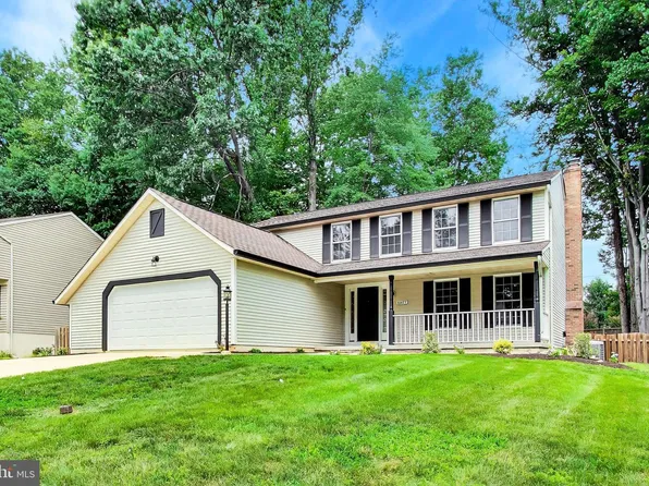 15177 Holleyside Dr, Dumfries, VA 22025