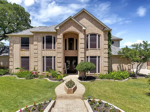 2391 Briarhill Blvd, Highland Village, TX 75077