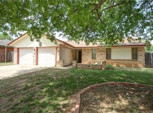 949 W Johnathan Way, Mustang, OK 73064