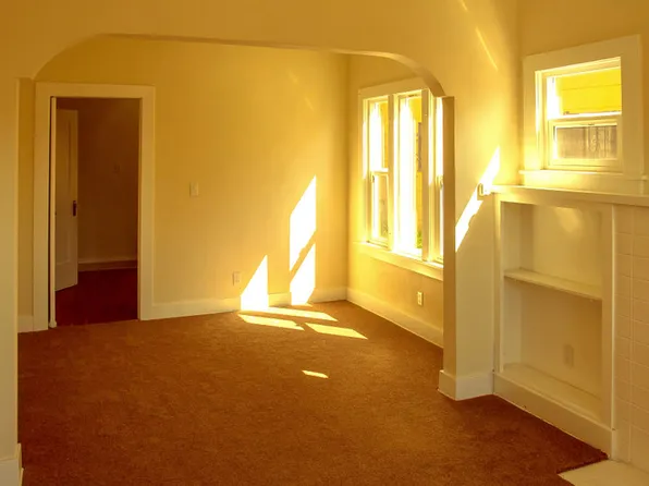 3933 Montclair St, Los Angeles, CA 90018