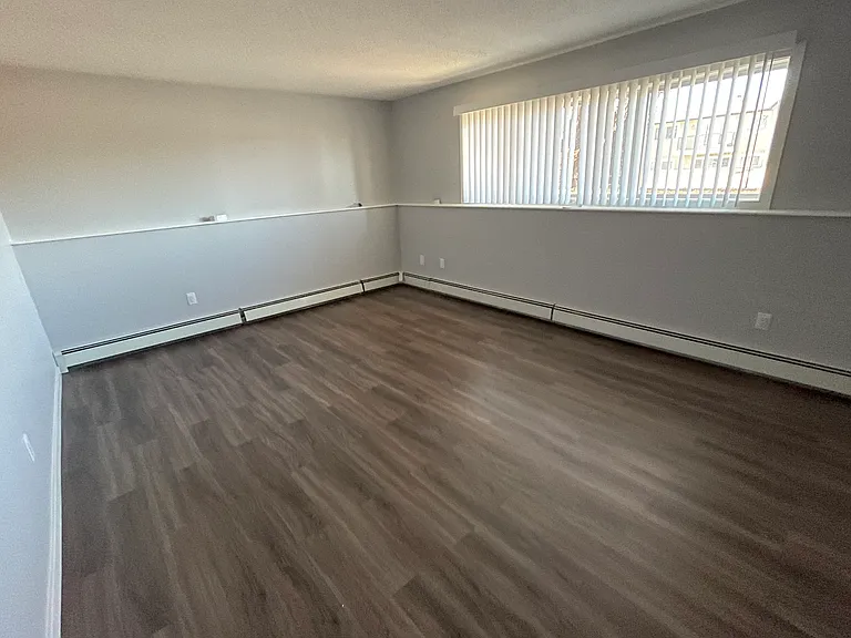1 Centennial Dr — Photo 15