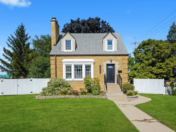 10004 Agatite Ave, Schiller Park, IL 60176