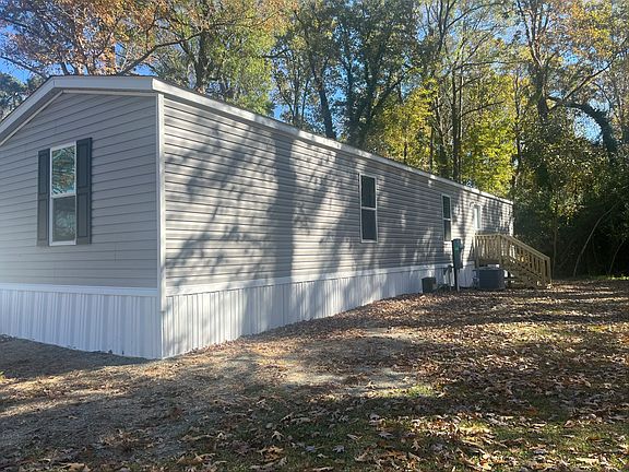 3rd image of 855 Washington Post Rd #119