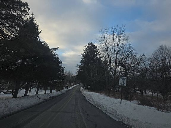 4th image of 602 Perkins Pond Rd