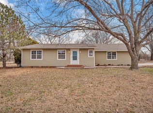 904 S Kansas Ave, Newton, KS 67114