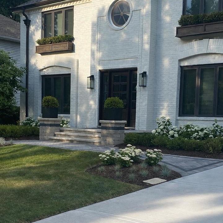 1st image of 332 Prairie Knoll Dr