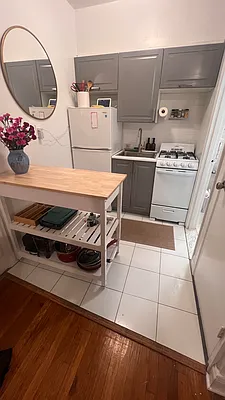 Rented by Gazal International Brokerage Group | media 15