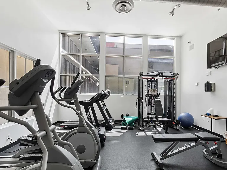 384 Ralph McGill Blvd NE #211 — Photo 23