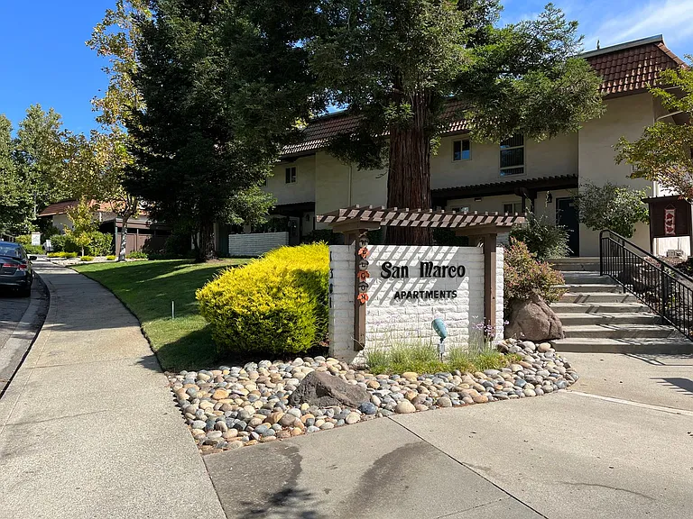 1241 Montego — Photo 1
