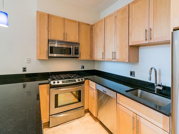 5th image of 181 Essex St #205