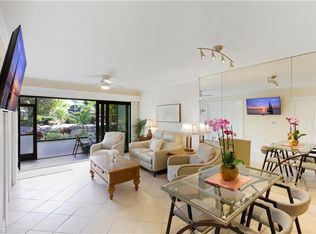 600 Neapolitan WAY #105, NAPLES, FL 34103