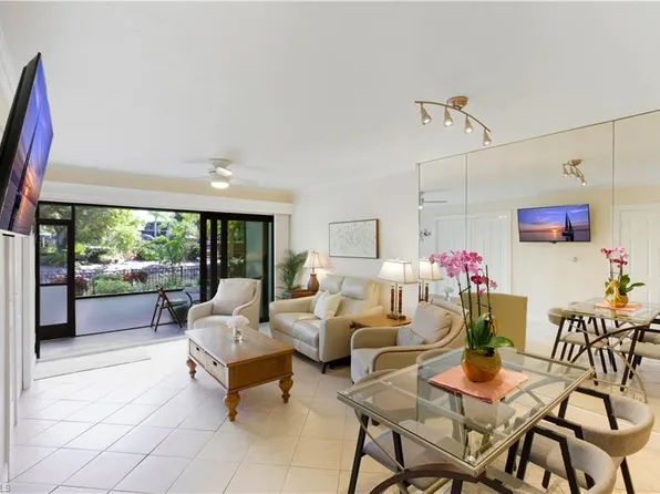 600 Neapolitan WAY #105, NAPLES, FL 34103