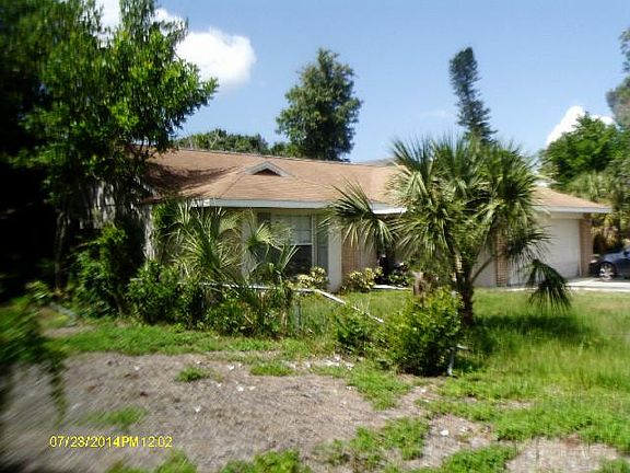 2nd image of 3820 15th Ave S
