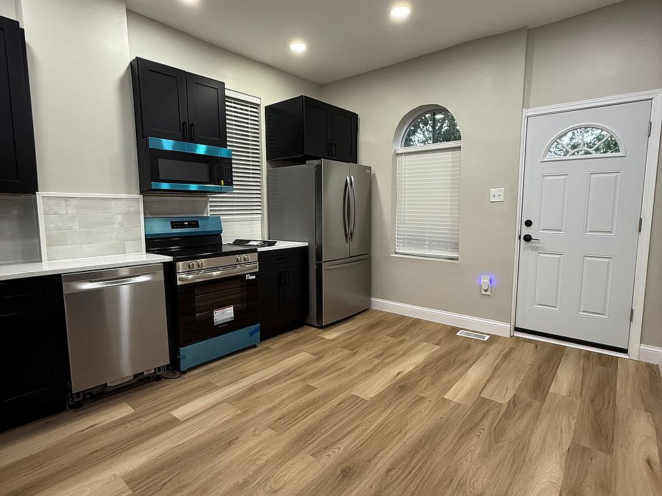 1st image of 1824 S Harding Ave Unit 2