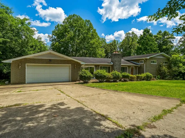 103 Upland Pl, Milton, WV 25541