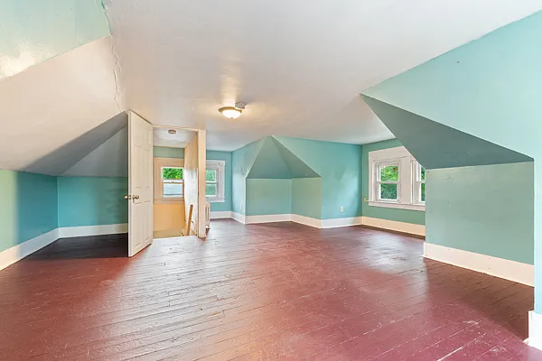 1918 Greenwood Ave #2 — Photo 8