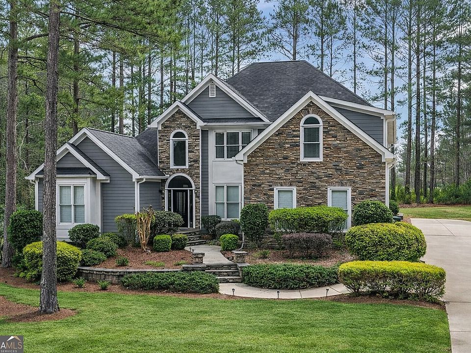 1st image of 18 Nelson Blvd NW