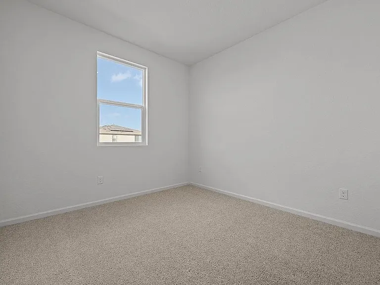2411 Barolo St — Photo 22