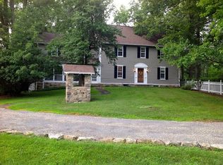 92 W Springtown Rd, Long Valley, NJ 07853