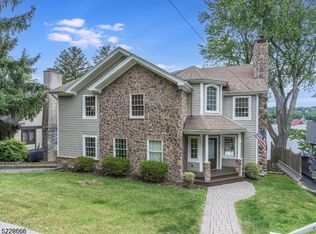 36 Maple Pkwy, Sparta, NJ 07871