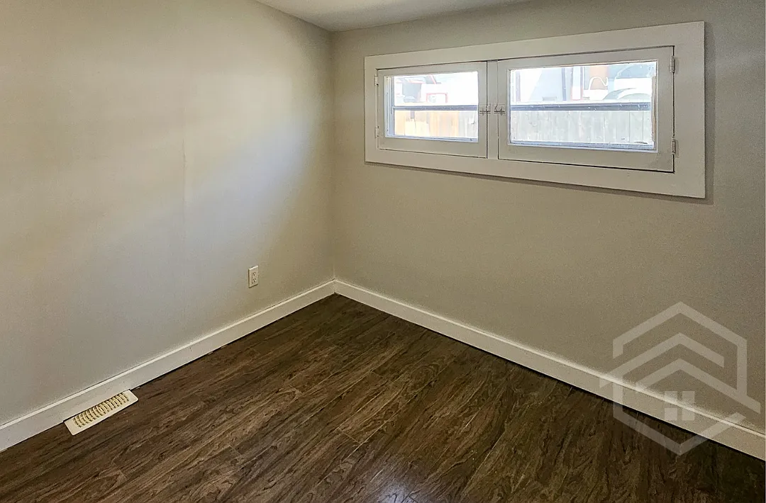 311 Talbot Street West Aylmer — Photo 4
