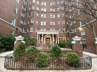 165 East 19th Street in Prospect Park South
