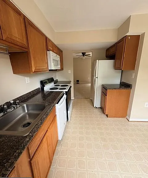 6021 Bonnie Bern Ct — Photo 4