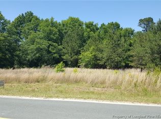 2905 Blossom Rd, Hope Mills, NC 28348